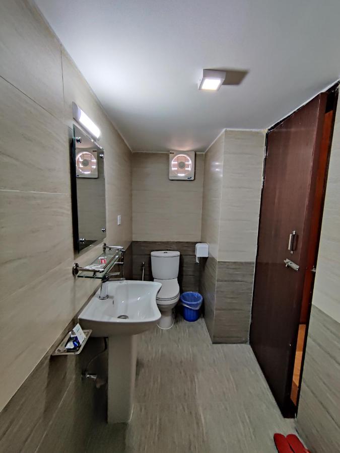 Hotel Sea Moon Cox's Bazar Esterno foto