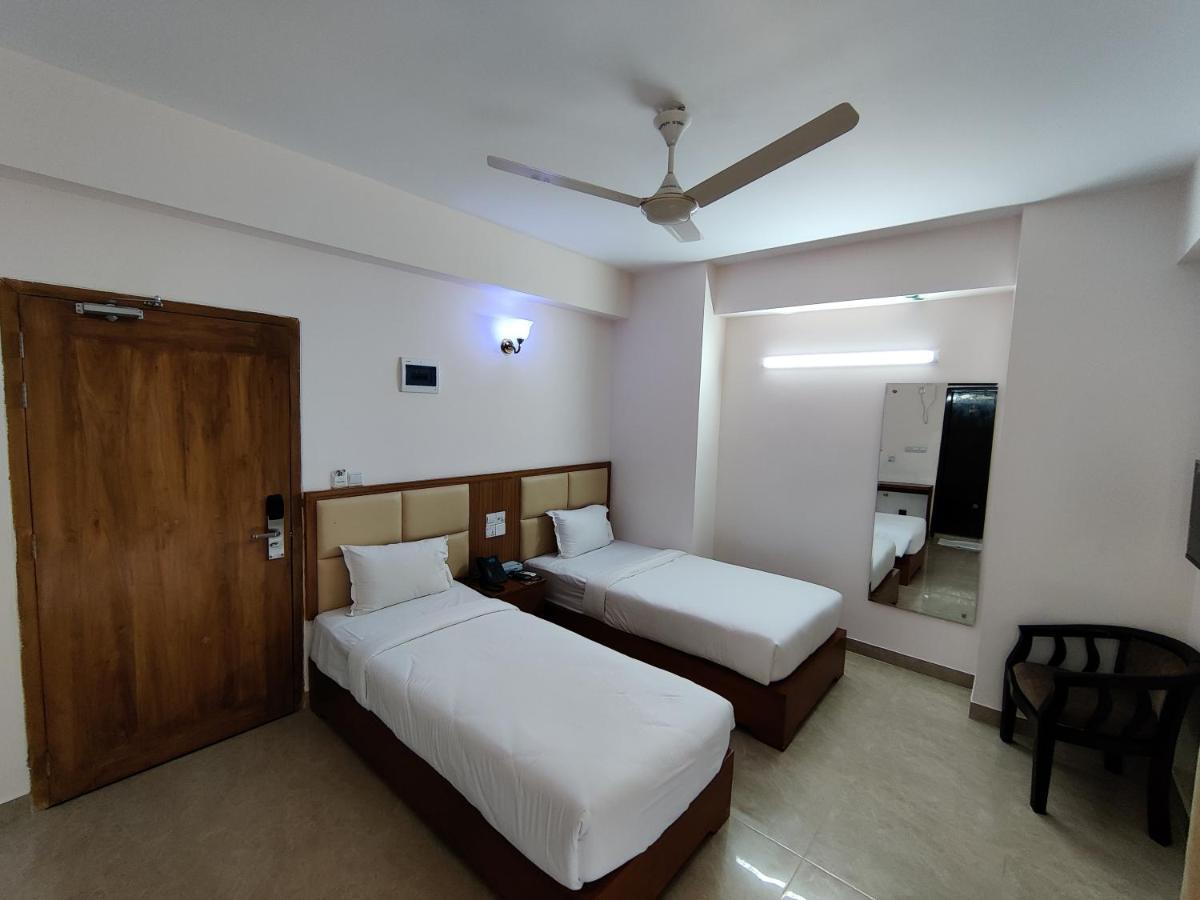 Hotel Sea Moon Cox's Bazar Esterno foto