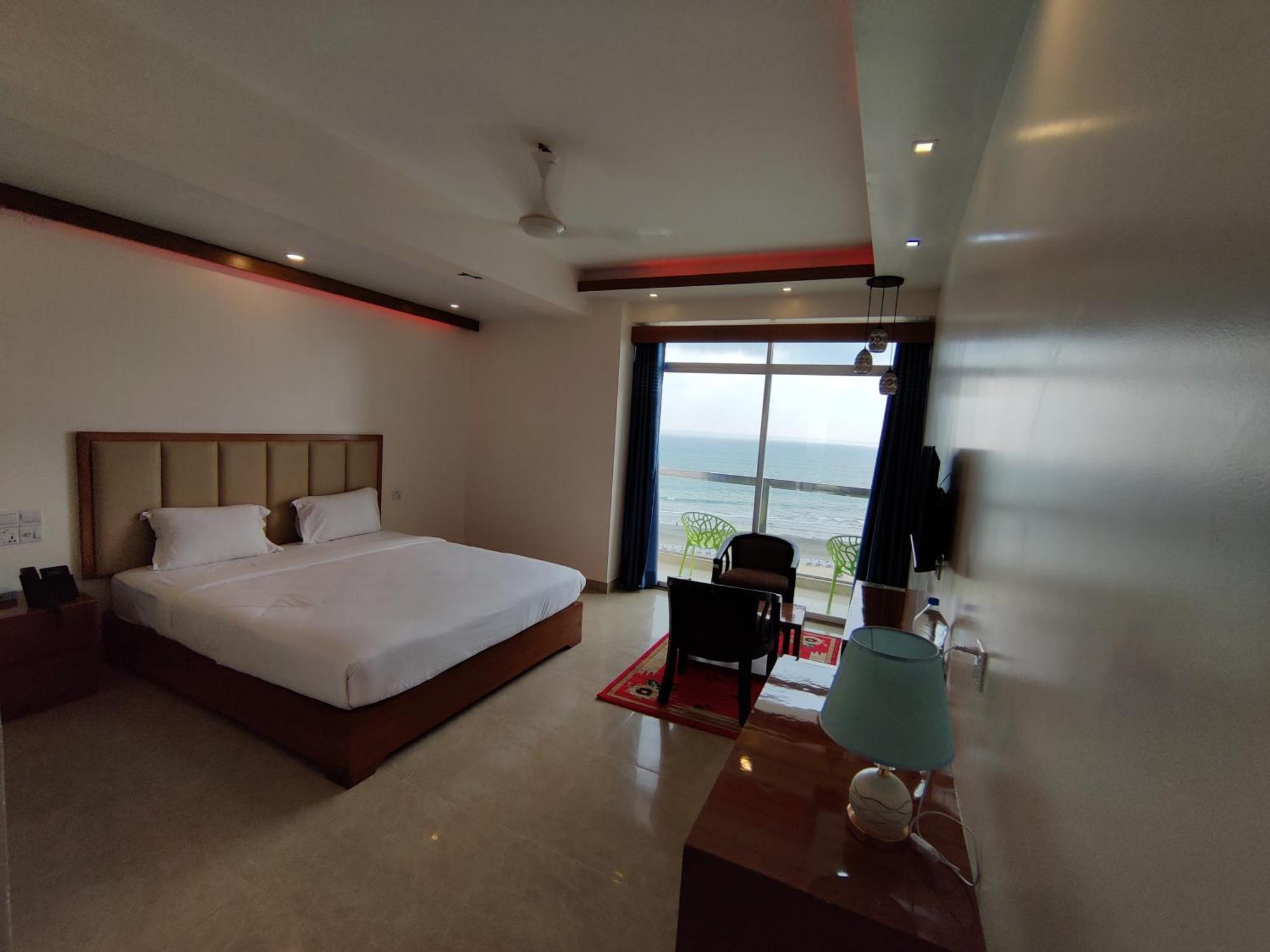 Hotel Sea Moon Cox's Bazar Esterno foto